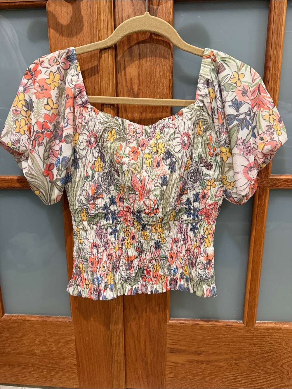 Anthropologie Multicolor Smocked Floral Puff-Sleeve Crop Top - Picture 3 of 6